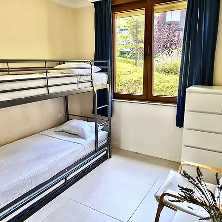 Cozy Ground-floor With Terrace Apartmán *