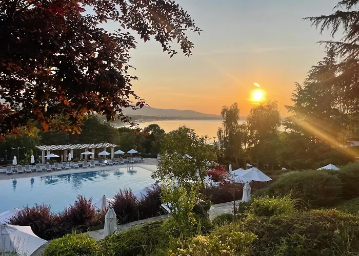 Cozy Ground-floor With Terrace Апартамент Созопол